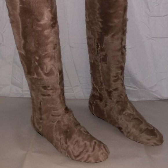 41/10.5❤️DOLCE & GABBANA Shoes Light Pink Lamb Fur Leather Flat Boots $16,000